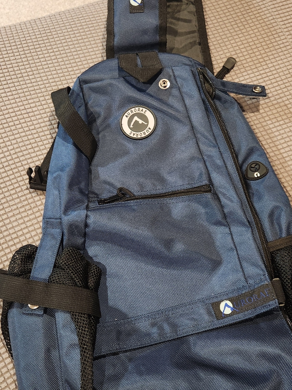 Navy Sling Belt Bag – Compact Hands-Free Crossbody